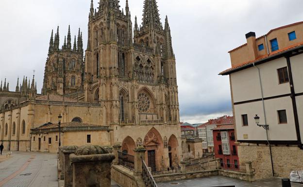 Cultura sigue a la espera del proyecto actualizado de las puertas de la Catedral de Burgos