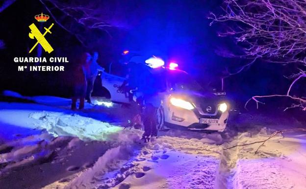 Localizan a cuatro montañeros en plena noche en la sierra de La Demanda