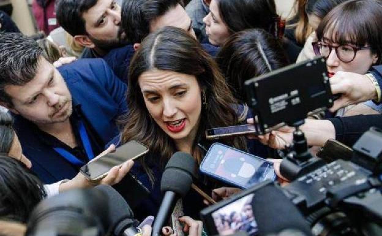 La ministra de Igualdad, Irene Montero, a su llegada este martes al Senado