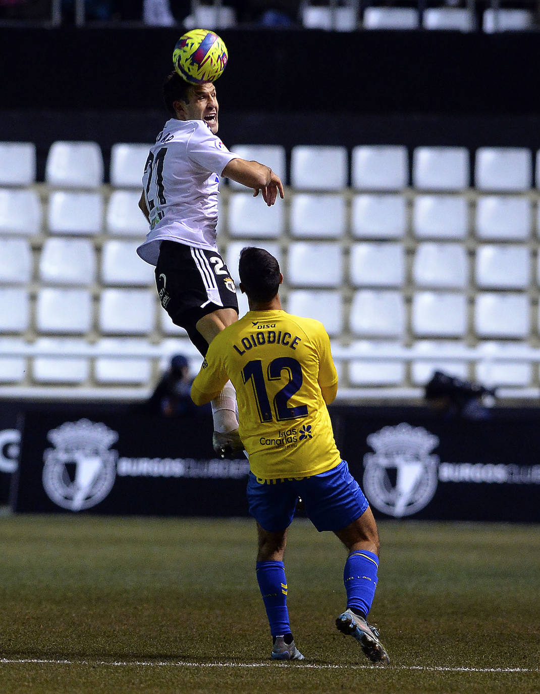 Imágenes del empate entre el Burgos CF y la UD Las Palmas este lunes en El Plantío