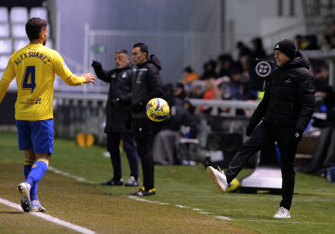 Imágenes del empate entre el Burgos CF y la UD Las Palmas este lunes en El Plantío