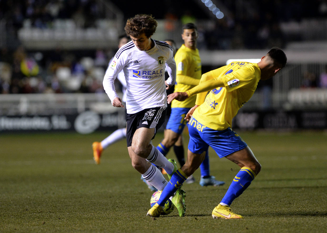 Imágenes del empate entre el Burgos CF y la UD Las Palmas este lunes en El Plantío