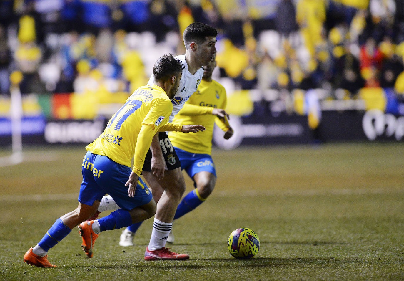 Imágenes del empate entre el Burgos CF y la UD Las Palmas este lunes en El Plantío