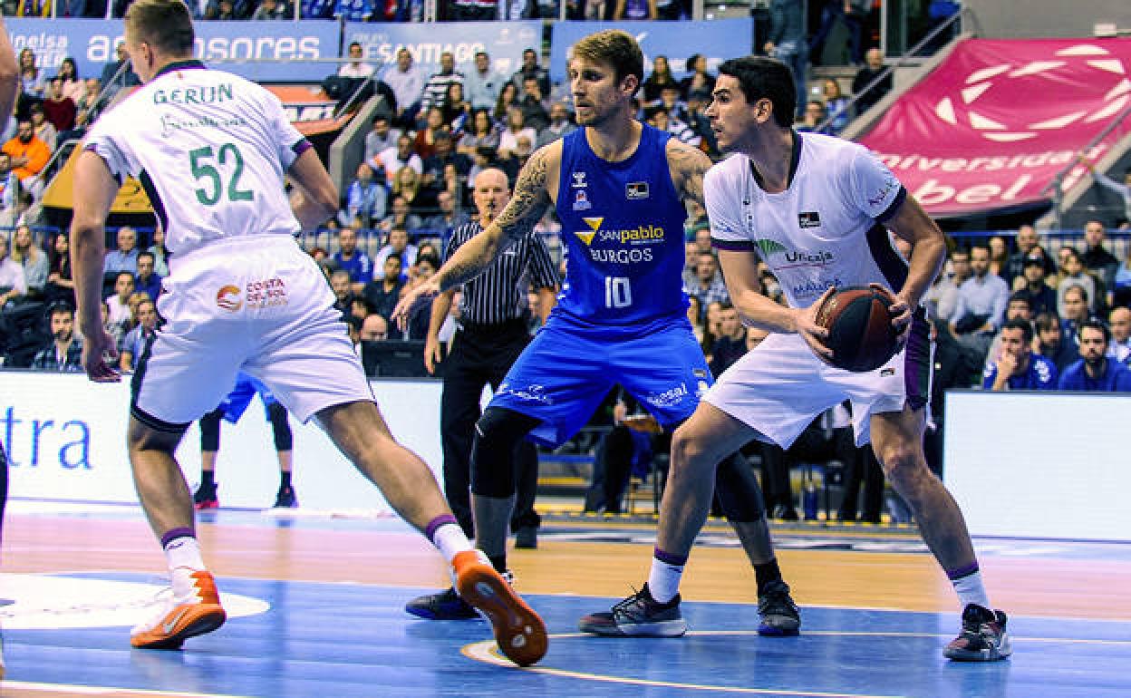 Carlos Suárez durante un partido. 