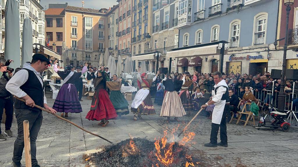Fotos: Los Cucos retoman la matanza en la plaza de La Flora