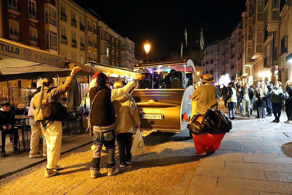 Fotos: Burgos quema la sardina para despedir al Carnaval 2023