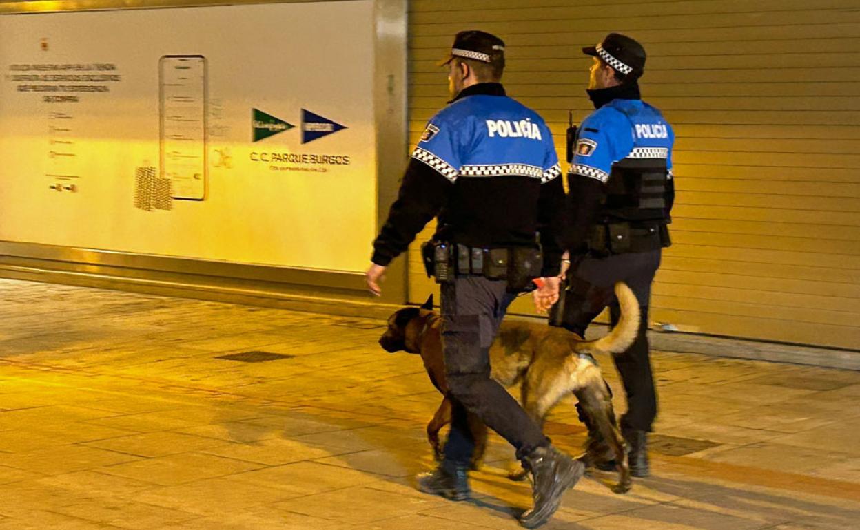 La Policía Local de Burgos busca reforzar su papel de policía de proximidad.