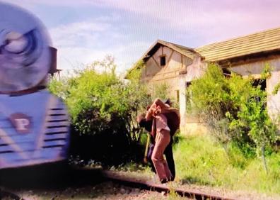 Imagen secundaria 1 - La zona de La Revilla que aparece en la película 'El milagro de P. Tinto'. 