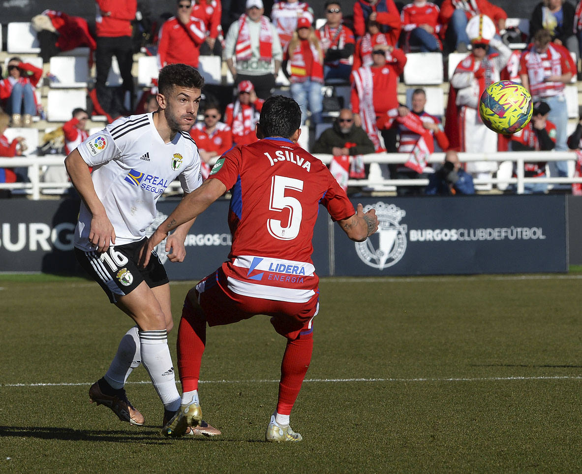 Imágenes de la derrota del Burgos CF ante el Granada CF este sábado en El Plantío