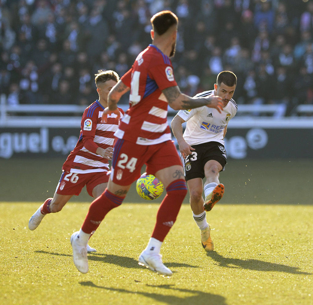 Imágenes de la derrota del Burgos CF ante el Granada CF este sábado en El Plantío