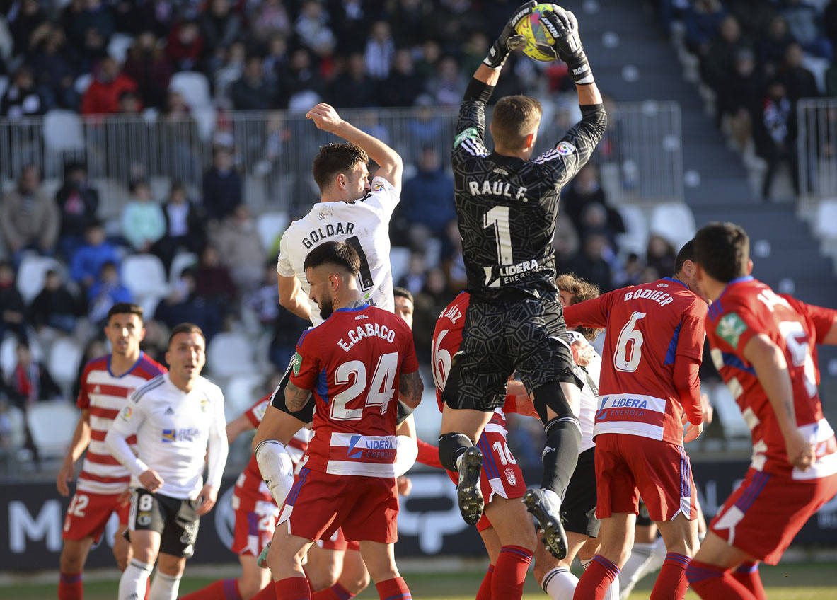 Imágenes de la derrota del Burgos CF ante el Granada CF este sábado en El Plantío