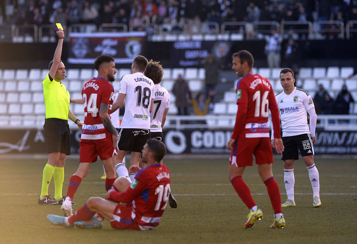 Imágenes de la derrota del Burgos CF ante el Granada CF este sábado en El Plantío