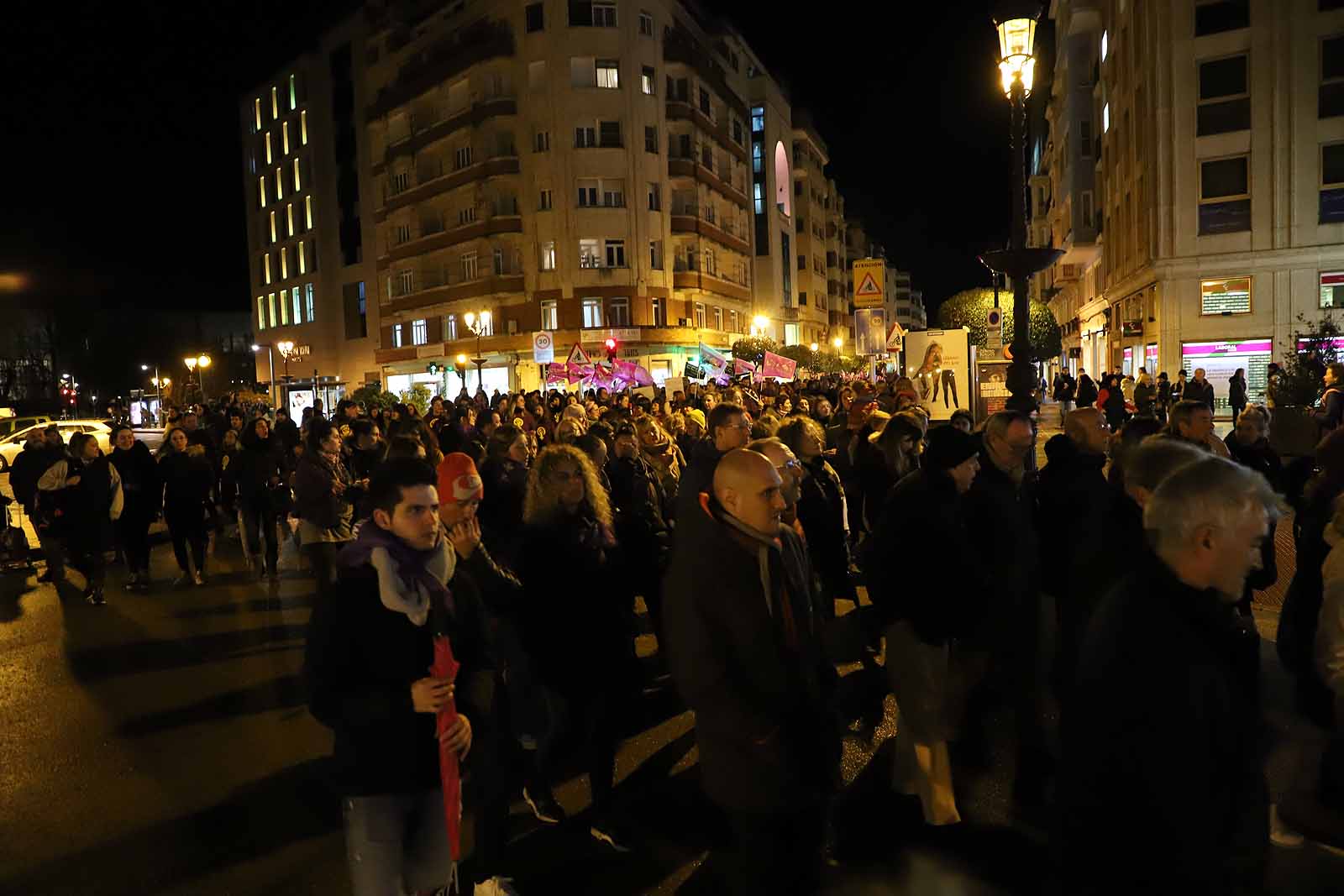 Fotos: El feminismo se echa a las calles de Burgos