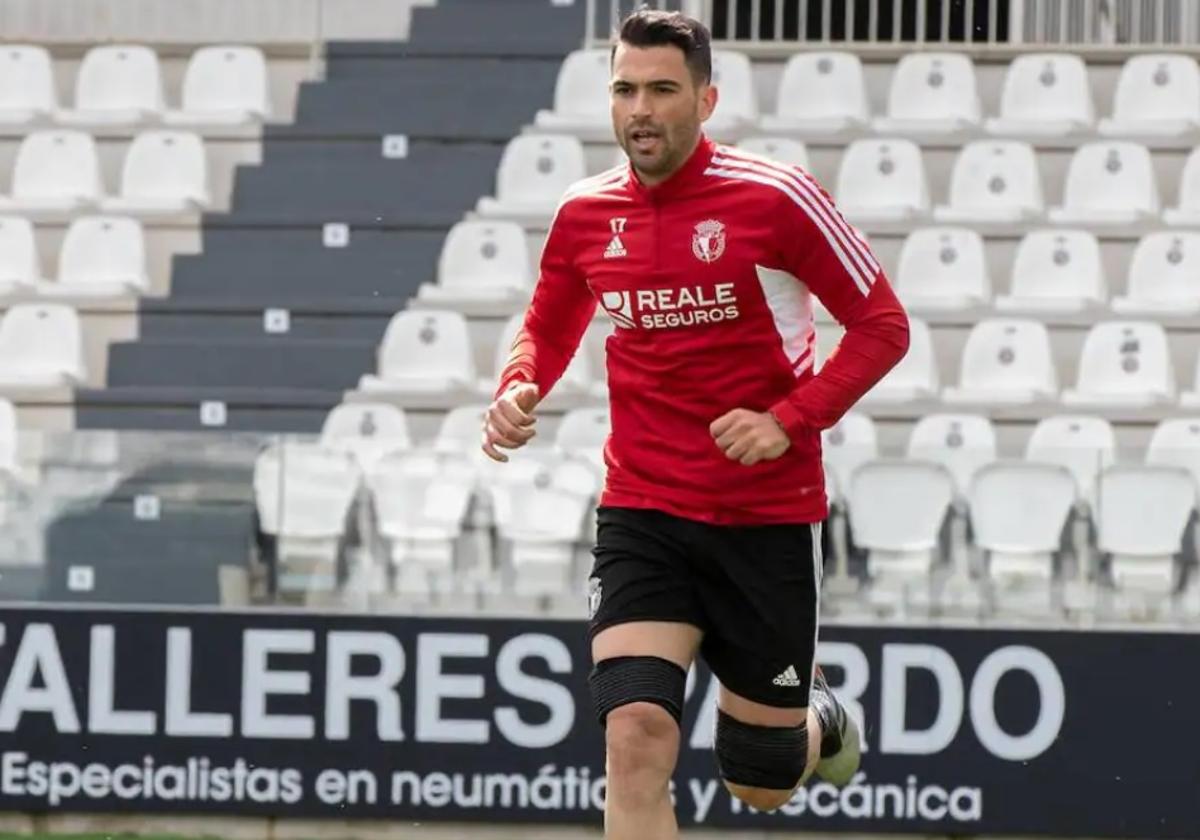 Andy Rodríguez, en un entrenamiento del Burgos CF.