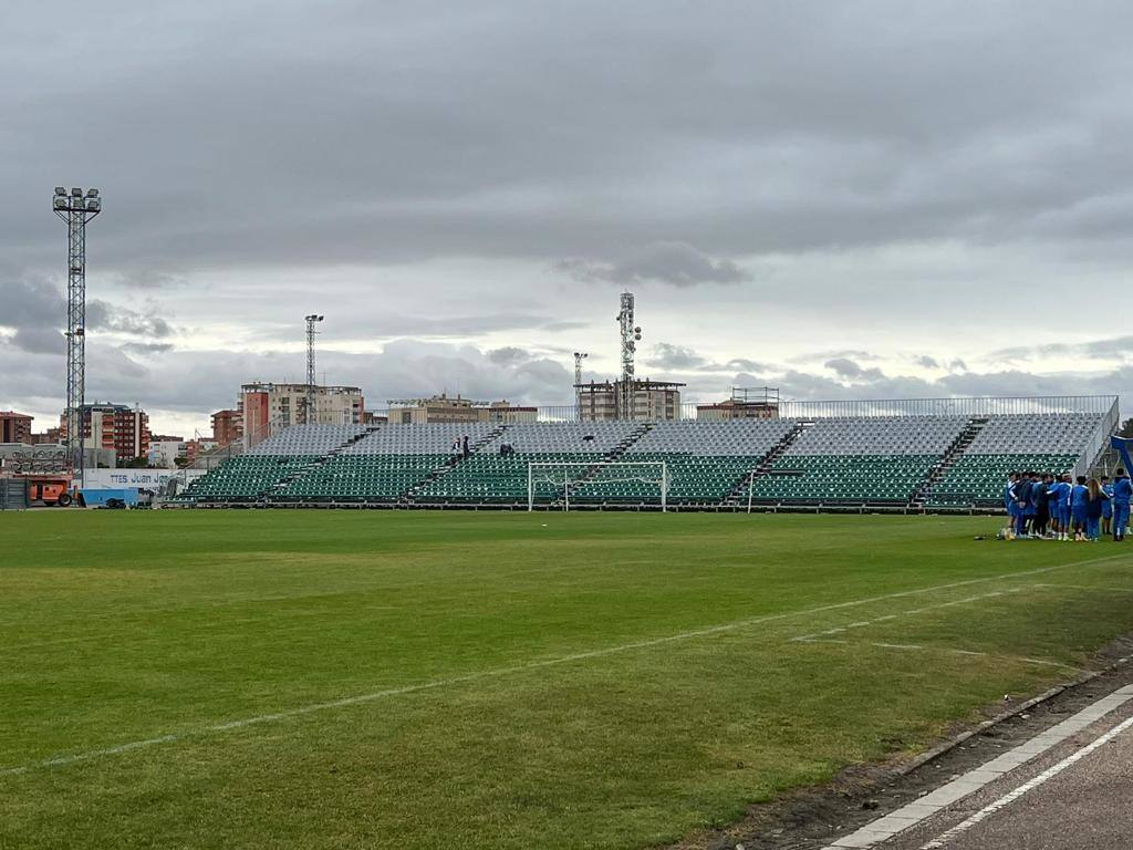 Así se prepara el estadio de la Arandina para recibir al Real Madrid