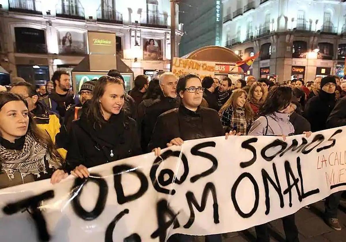 Concentración en la Puerta del Sol de Madrid a favor de los vecinos del barrio de Gamonal.