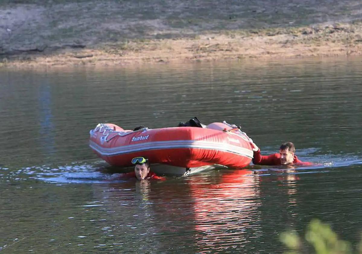 Operación de rescate en un río