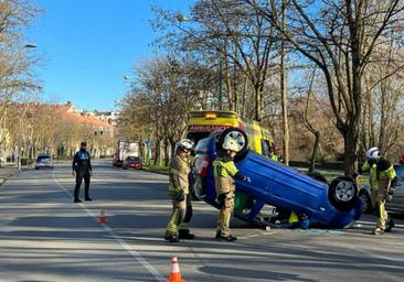 Herida una conductora tras un aparatoso vuelco en Burgos