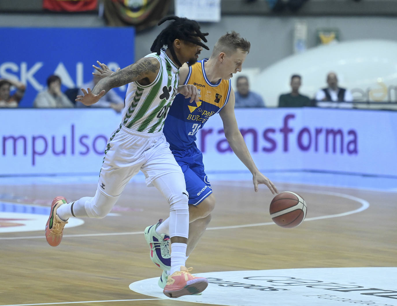 Derrota del San Pablo ante el Real Betis Baloncesto