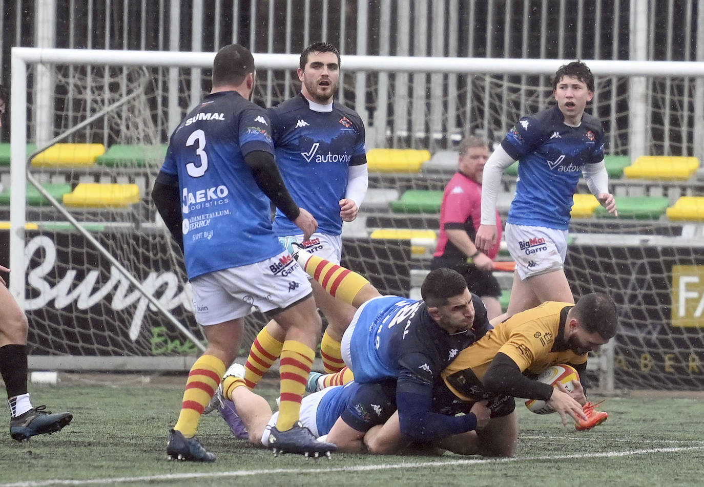 La victoria de Aparejadores Rugby Club ante la Santboiana, en imágenes