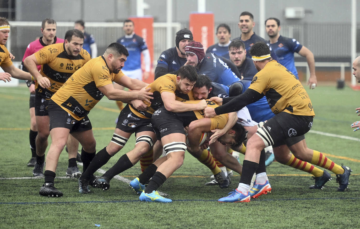 La victoria de Aparejadores Rugby Club ante la Santboiana, en imágenes