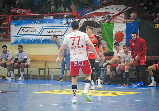 Encuentro entre el Valinox Novás y el UBU San Pablo Burgos.