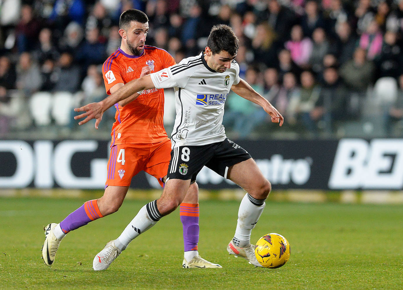 El partido Burgos CF-Albacete, en imágenes
