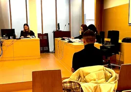 Los encausados en el juicio celebrado este martes en Burgos.
