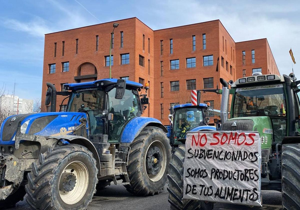 La tractorada en Burgos capital, en imágenes