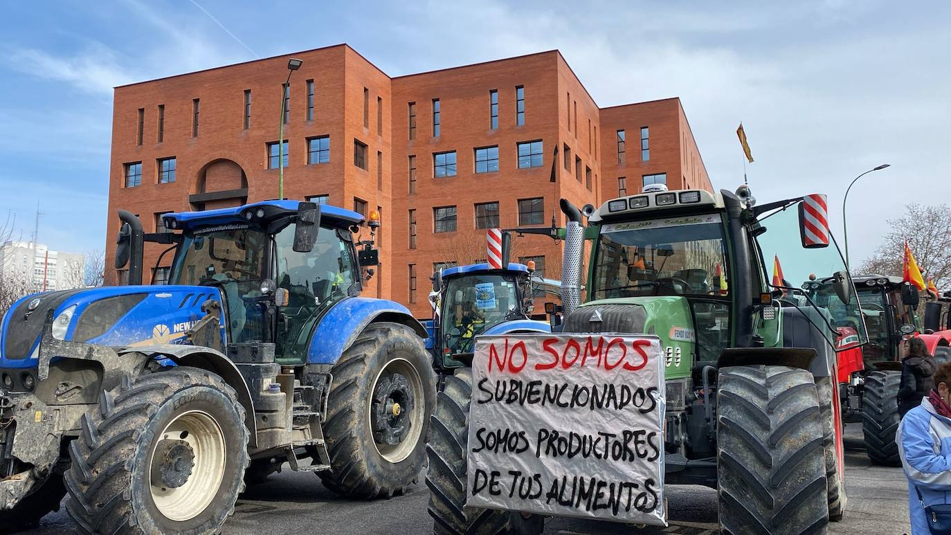 La tractorada en Burgos capital, en imágenes