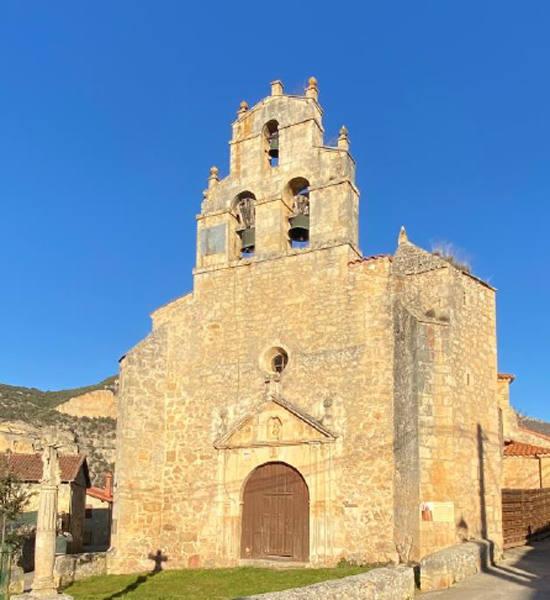 Vista exterior del templo de San Sebastián de Pesquera de Ebro.