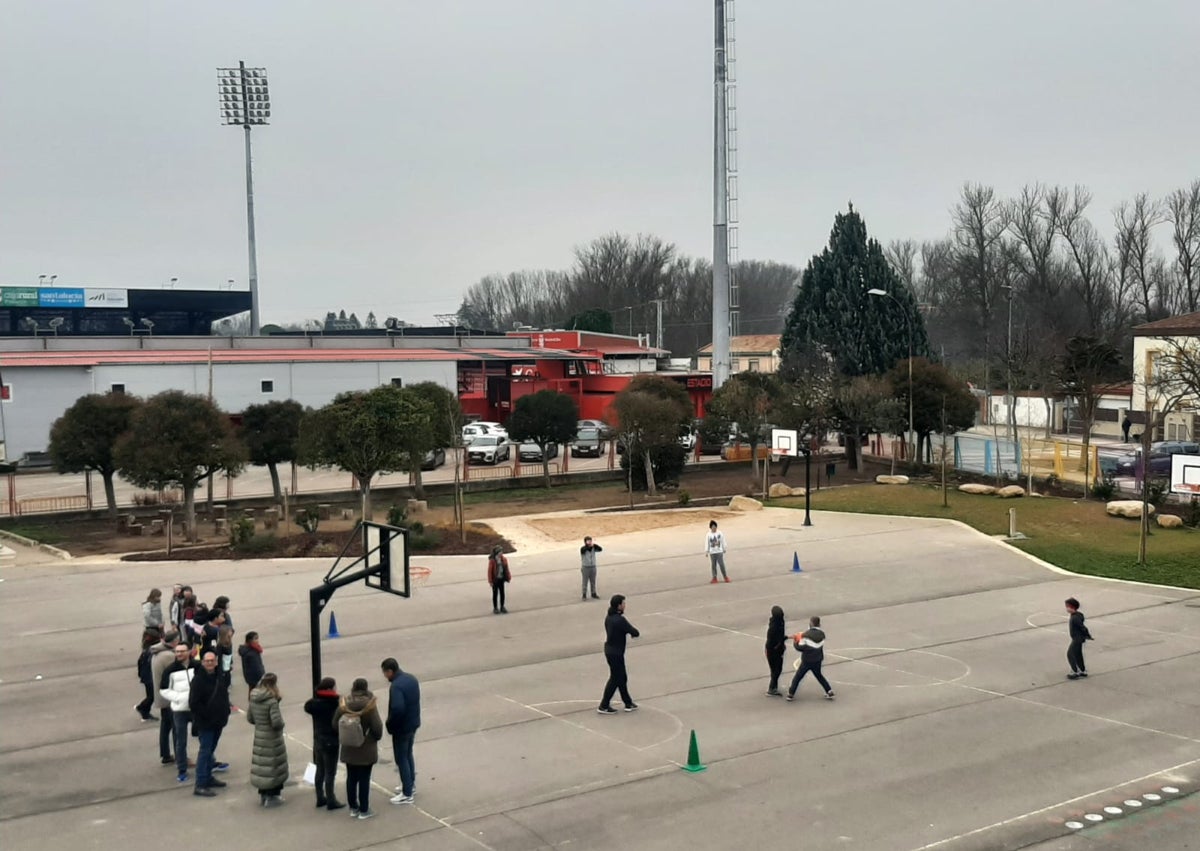 Imagen secundaria 1 - Encuentro interescolar en el CEIP Príncipe de España