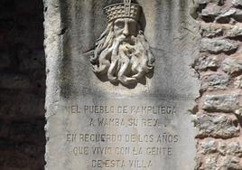 Imagen del monumento en honor a Wamba en Pampliega.