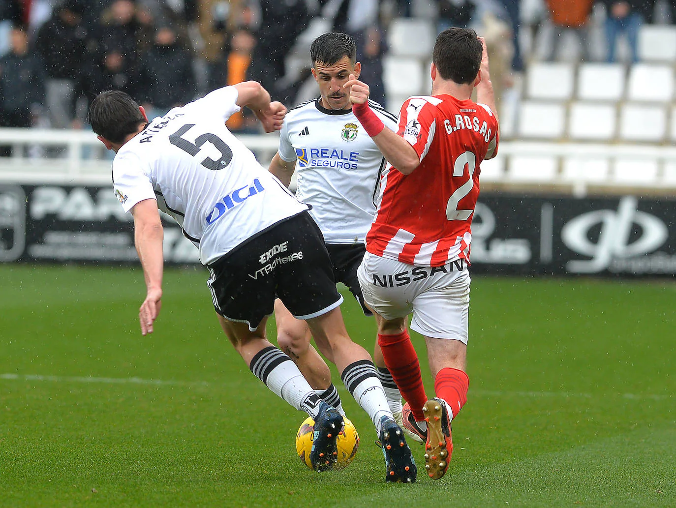 El Burgos CF derrota al Sporting de Gijón en El Plantío