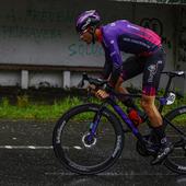 Eric Fagúndez vence al temporal para llevarse la combatividad en Galicia