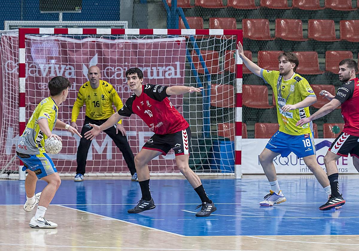 El UBU San Pablo Burgos, en su encuentro ante el BM Zamora.