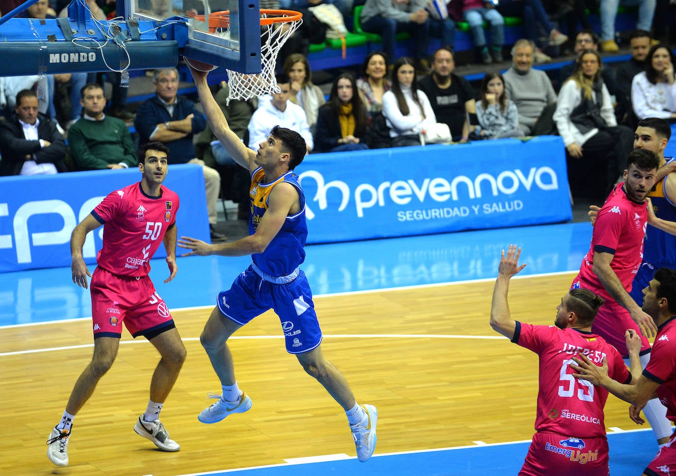 El derbi burgalés de baloncesto, en imágenes