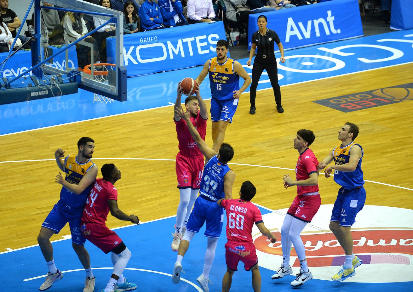 El derbi burgalés de baloncesto, en imágenes