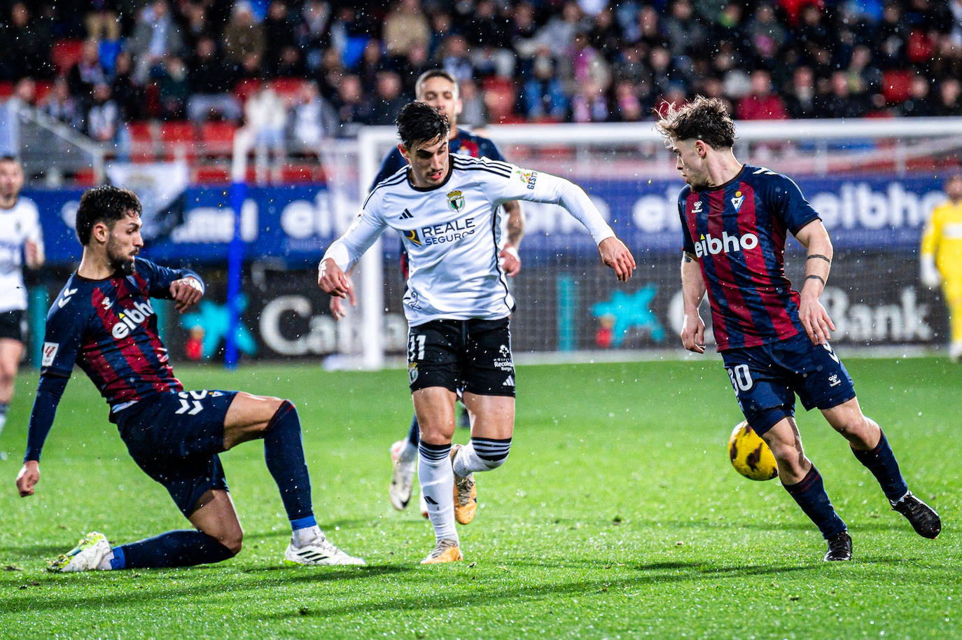 El partido SD Eibar - Burgos CF, en imágenes