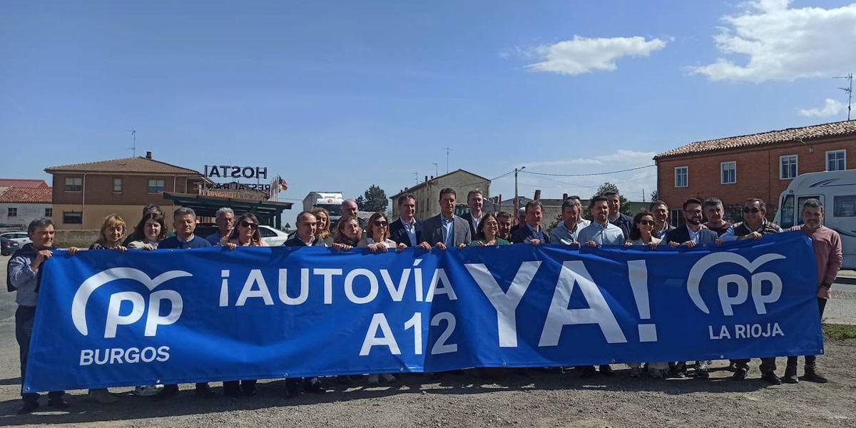 Parlamentarios del PP de Burgos y La Rioja reunidos en Castildelgado.