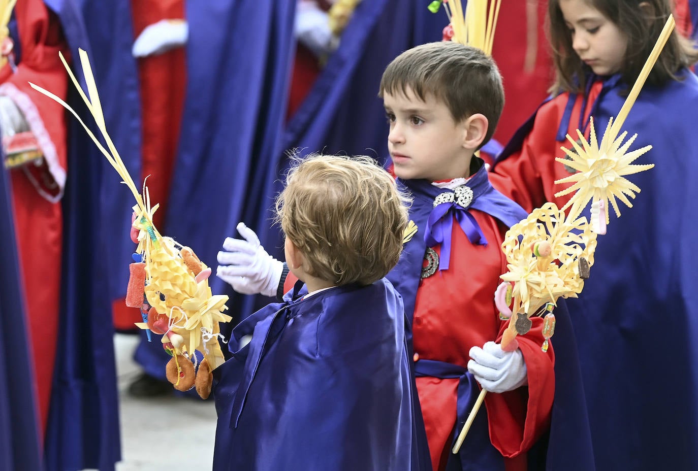 La salida de la procesión de la Borriquilla de Burgos, en imágenes