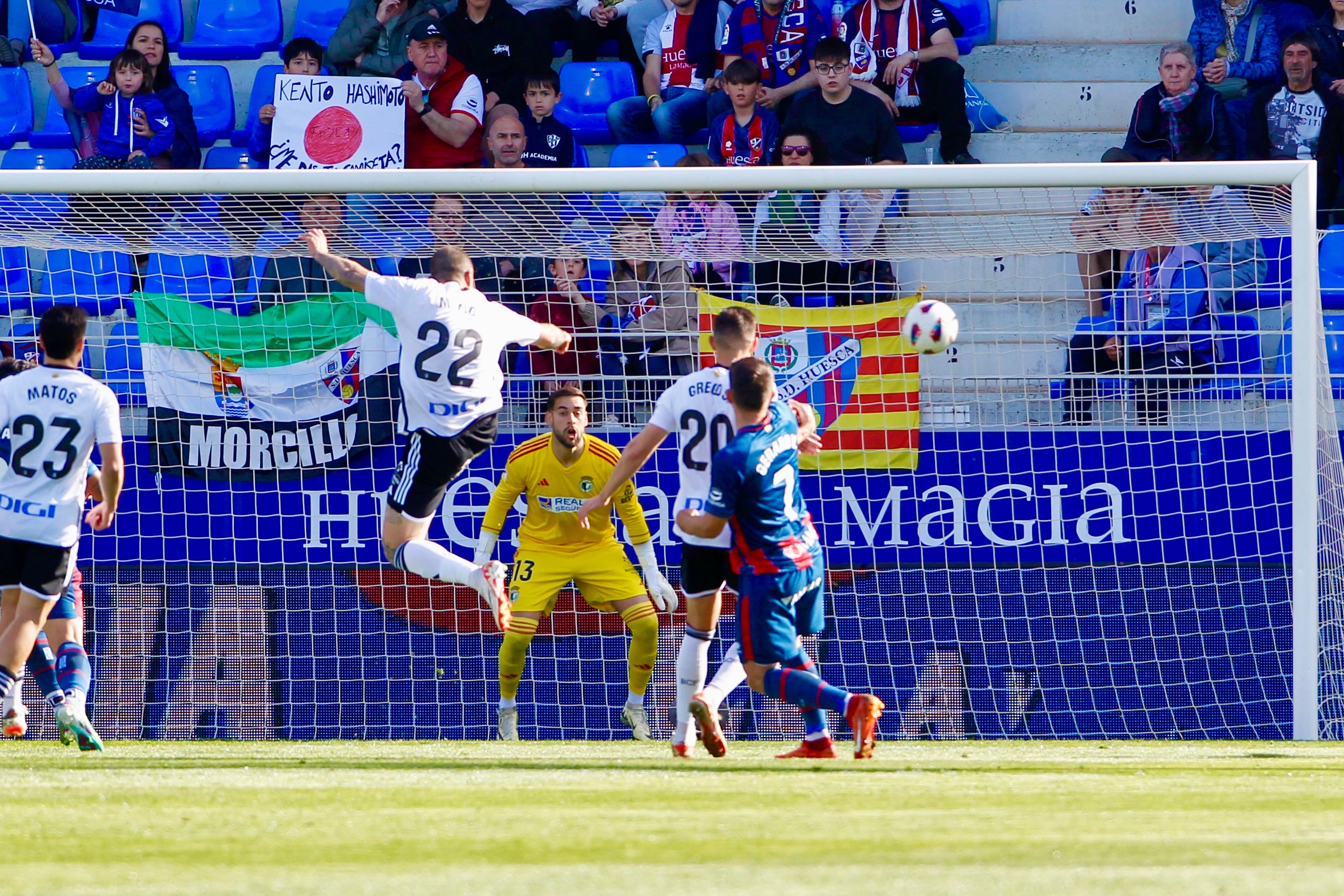 Así ha sido la derrota del Burgos CF ante la SD Huesca en imágenes