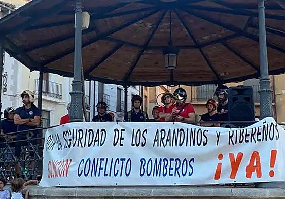 Imagen de archivo de los bomberos de Aranda en una de las múltiples protestas realizadas durante estos años
