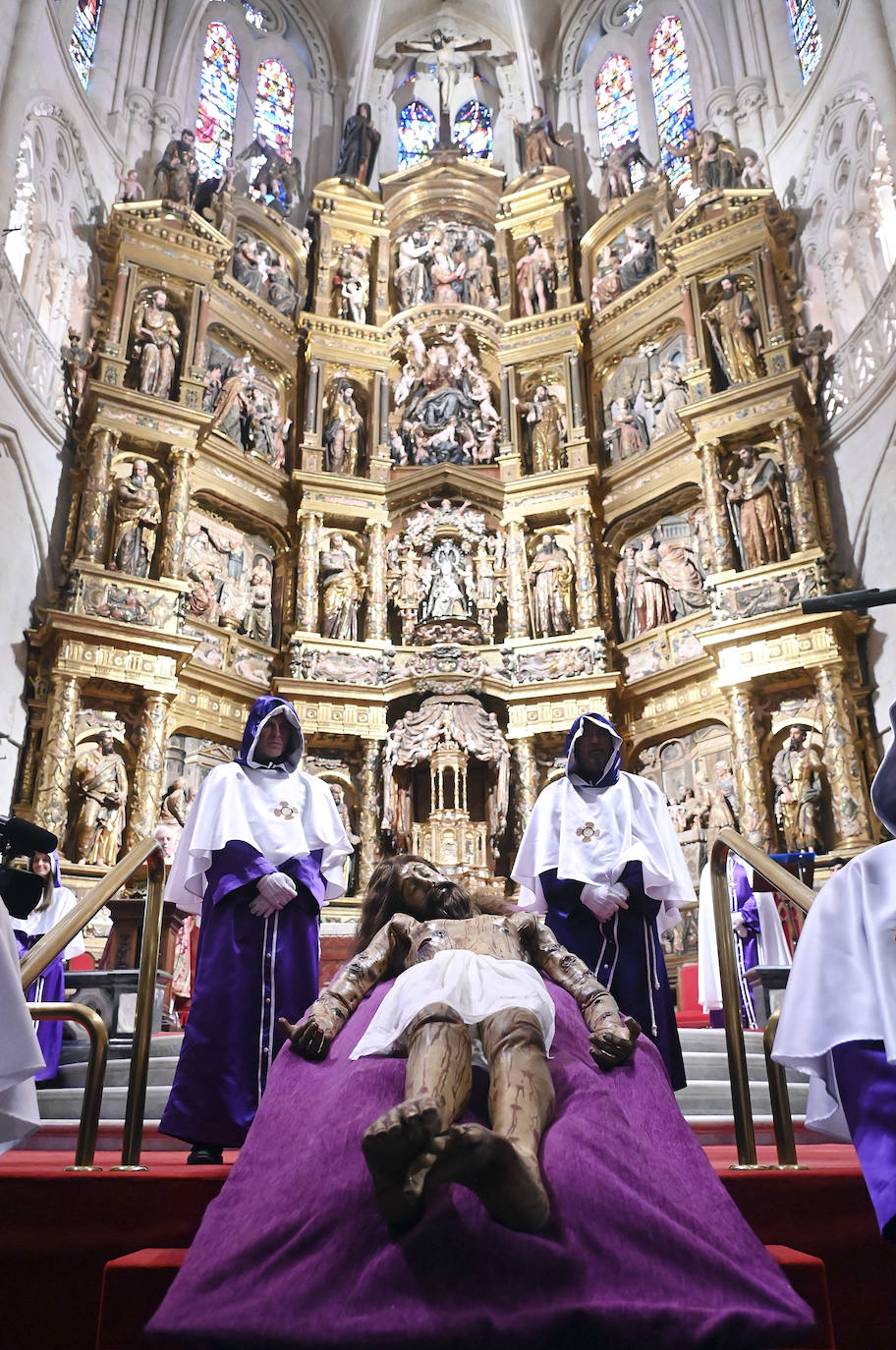 Así ha sido el Desenclavo dentro de la Catedral de Burgos