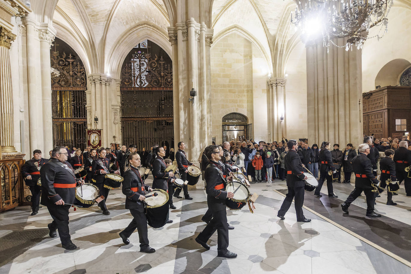 Así han sido el traslado de Cristo Yacente y la procesión del Santo Entierro