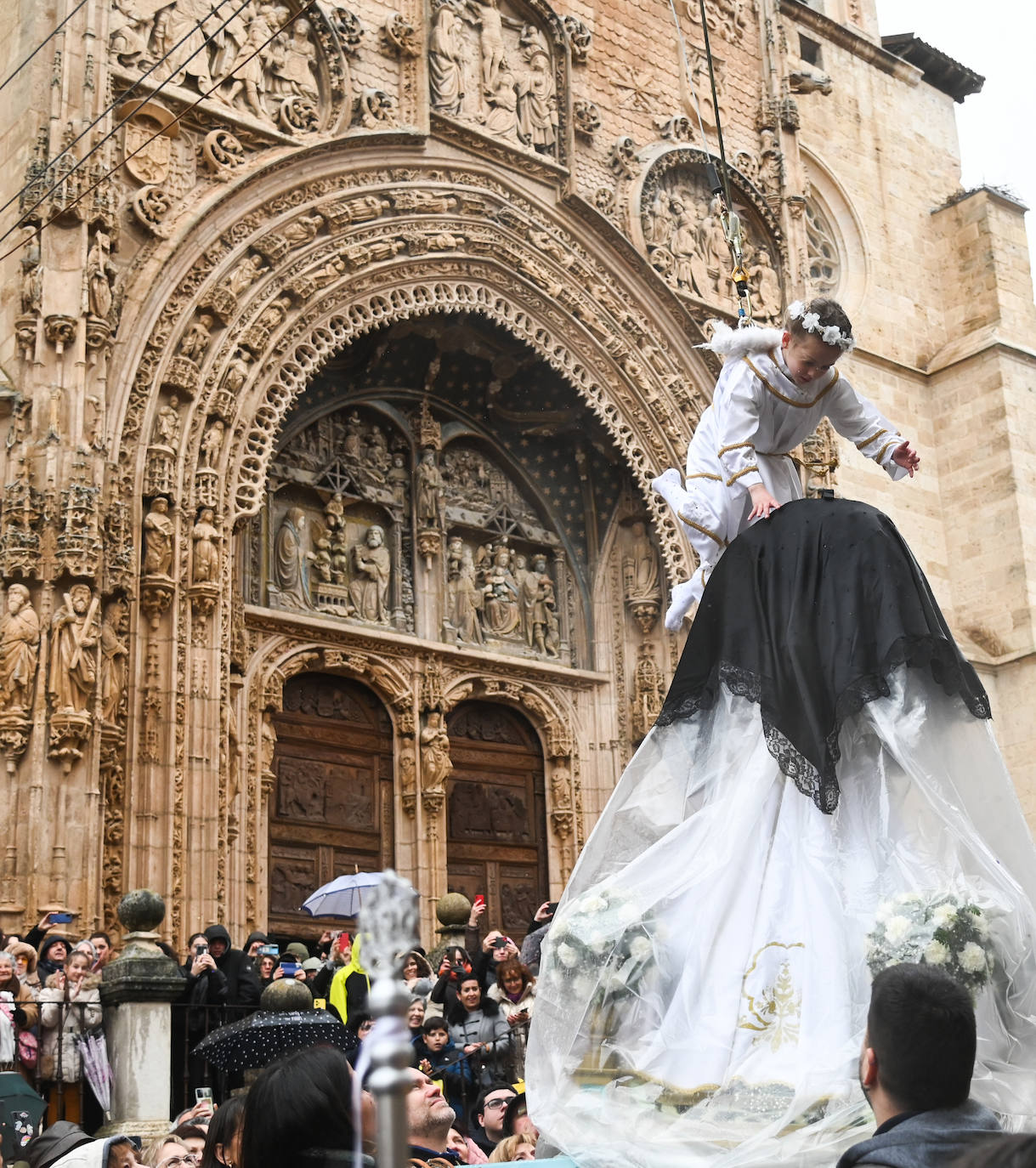 Así ha sido la Bajada del Ángel en Aranda, en imágenes