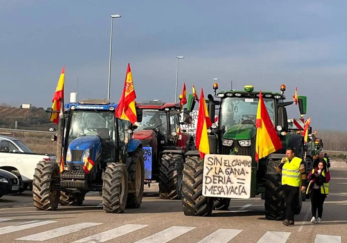 Imagen de archivo de una tractorada en Aranda de Duero.