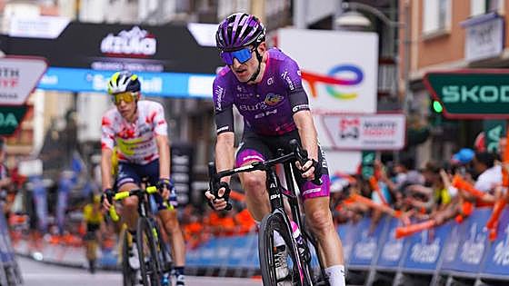 Un sobresaliente Victor Langellotti acaba 14º en la Itzulia