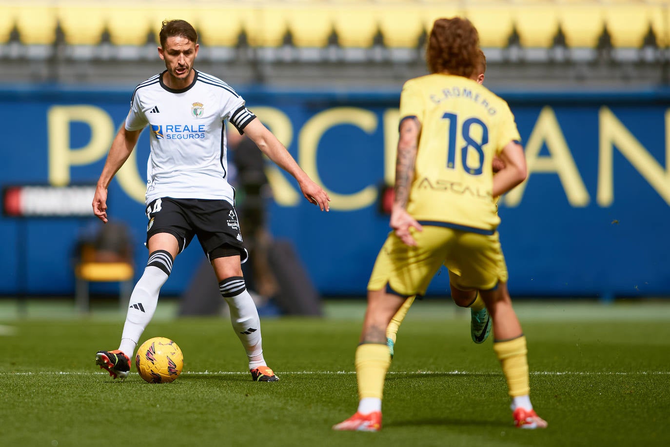 La derrota del Burgos CF ante el Villarreal B, en imágenes