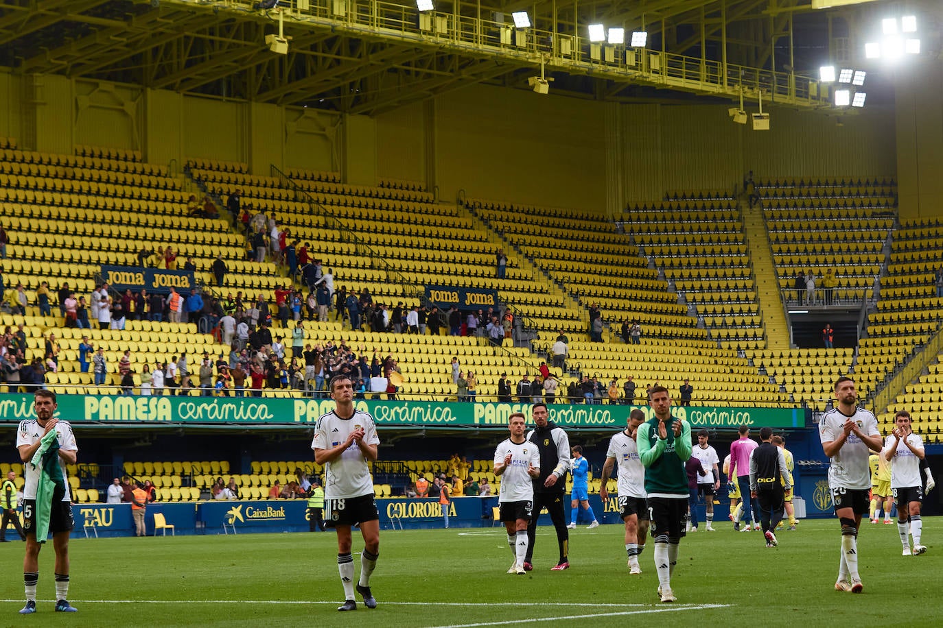 La derrota del Burgos CF ante el Villarreal B, en imágenes